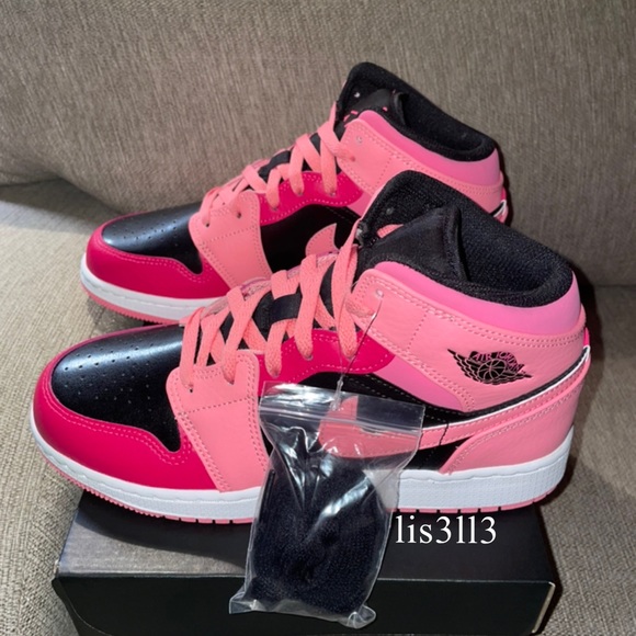 Air Jordan 1 Mid Coral Chalk Pinksicle 💖 - Picture 8 of 11